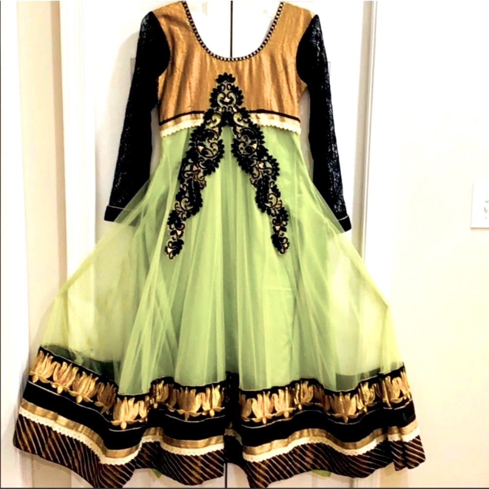 NEW Bollywood Indian Suit